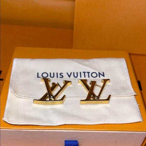 Louis Vuitton Macro Gold Earrings - Picture 8 of 8